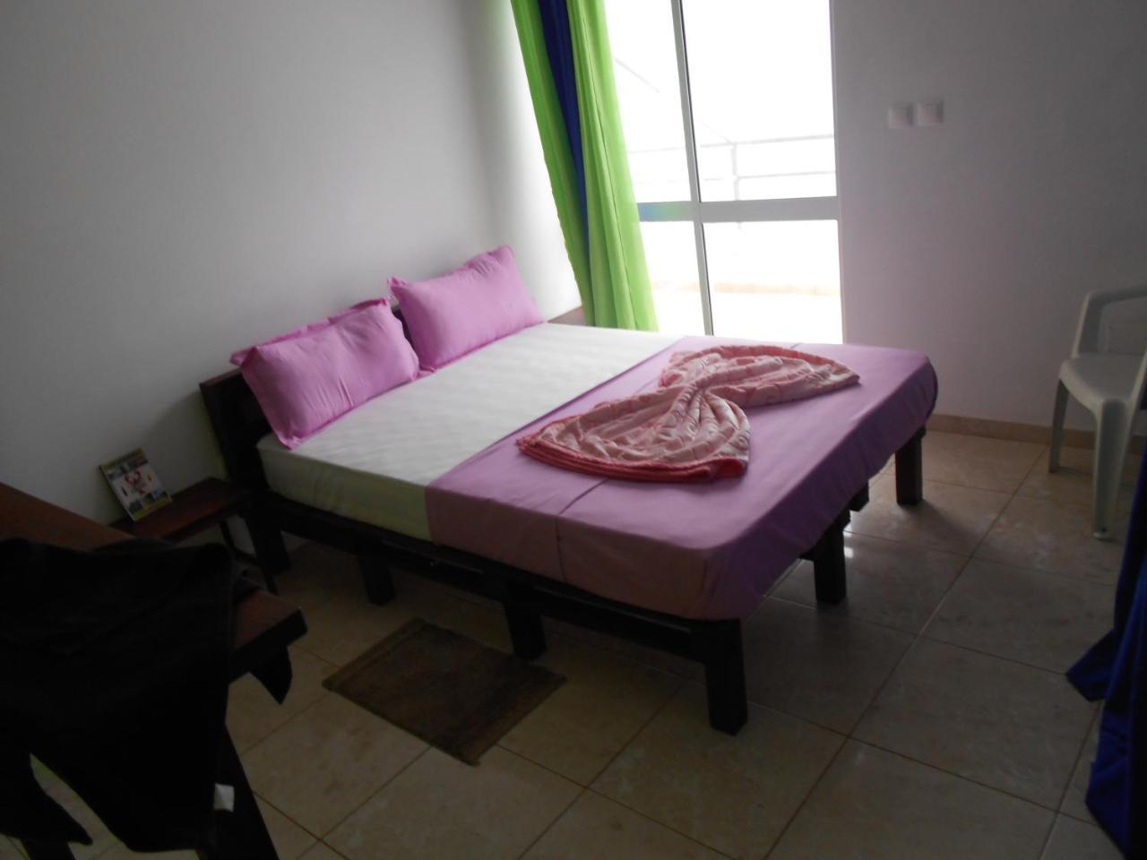 Guest House Frontera Pinto Exterior photo